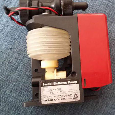 Chine La pompe de Replenisher de pièce de rechange de Noritsu QSS3001/2901/3201 Minilab a employé fournisseur