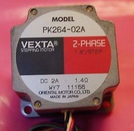 MOTEUR du MOTEUR de PROGRESSION du minilab W408390 de NORITSU VEXTA C8882-901K ORIENTAL fournisseur