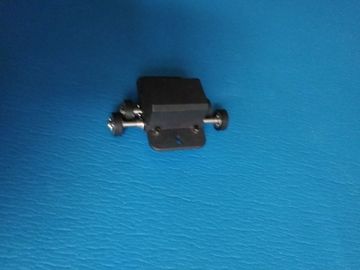 Pneus en caoutchouc d'ENSEMBLE de GALET PRESSEUR du minilab 363C889700 de la FRONTIÈRE 350/355/370/375 de FUJI seulement fournisseur
