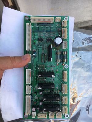 Carte PCB d'entrée-sortie d'imprimante de la pièce de rechange J391253-00 J390868-02 de NORITSU Minilab pour 32 séries fournisseur